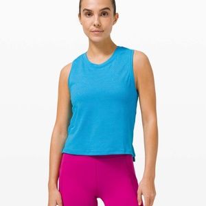 LULULEMON Turquoise Tide TRAIN TO BE Perforated Camo Dot Crop Tank 4